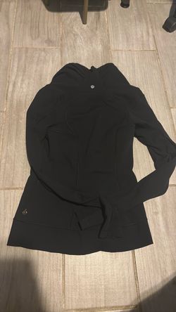 Lululemon jacket size 8