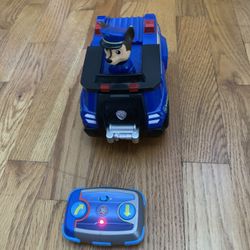 PAW Patrol, Chase Remote Control Police Cruiser with 2-Way Steering, for Kids Aged 3 and Up