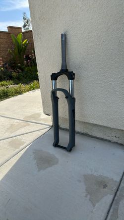 SUNTOUR XCM FRONT SHOCK