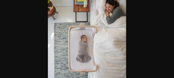 HALO BassiNest 2-in-1 Bedside Portable Baby Bassinet - Oat