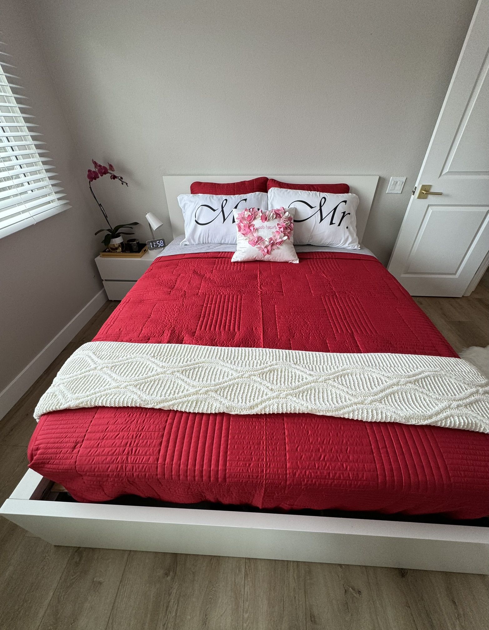 Ikea Malm Queen Size bed