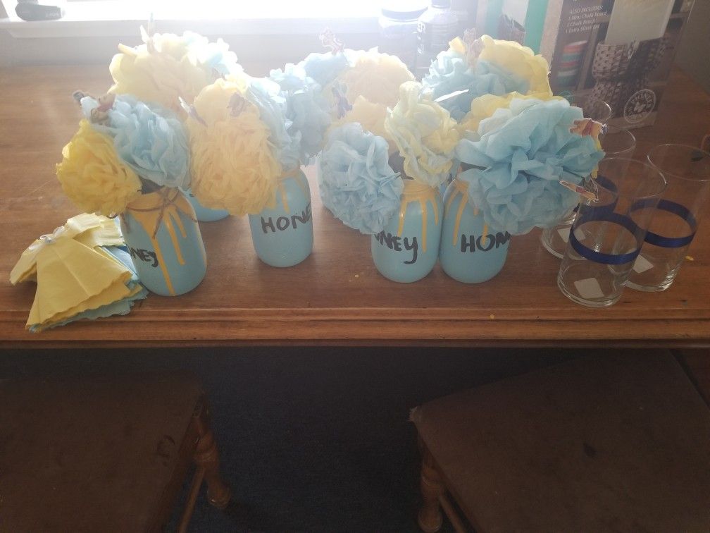 Baby shower center pieces