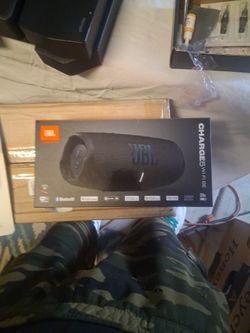 JBL CHARGE5
