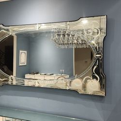 Grand Entry Mirror Set With Stand 