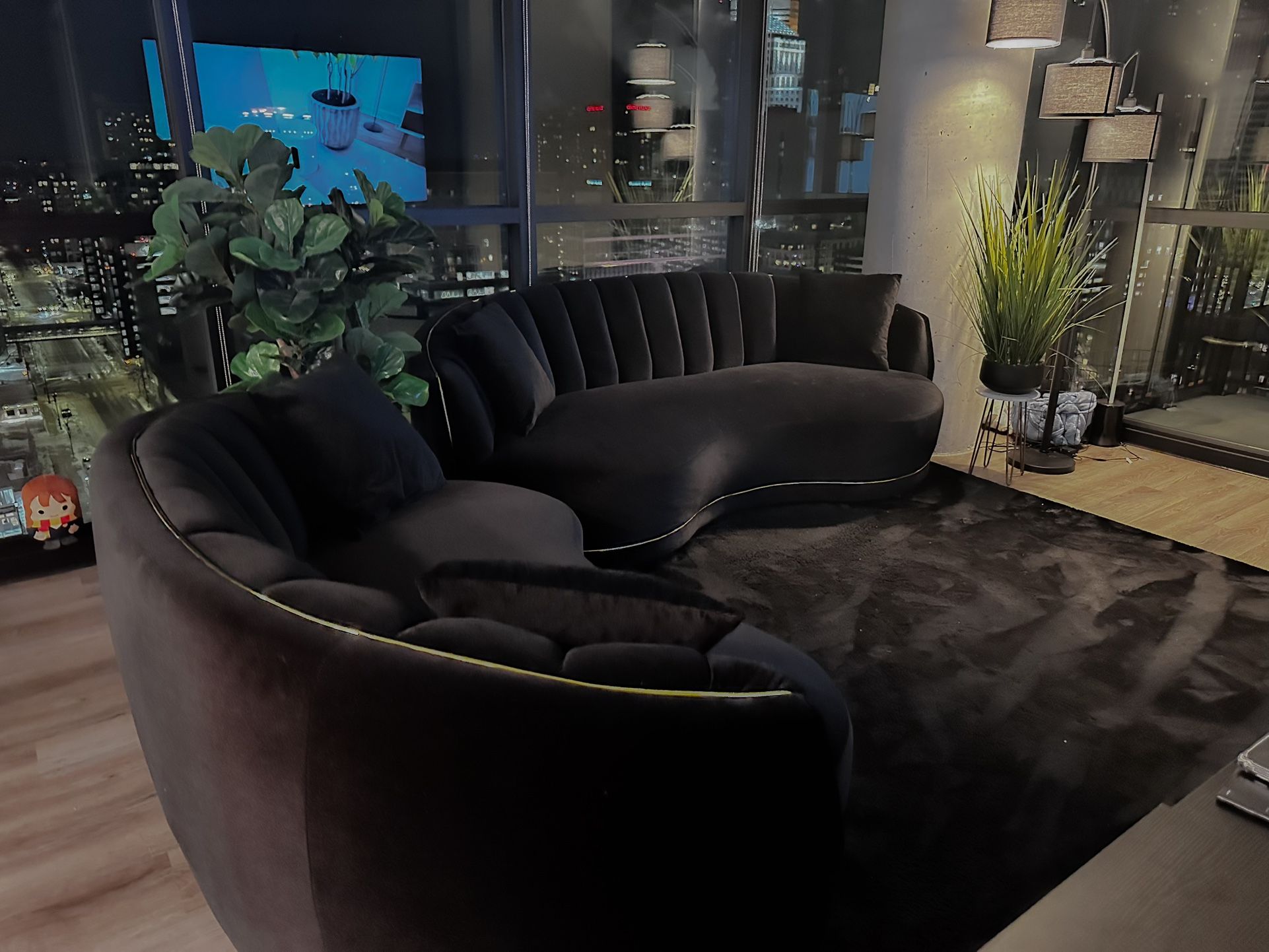 Luxury Sofa (Black & Gold)