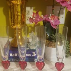Set of Champagne Glasses 