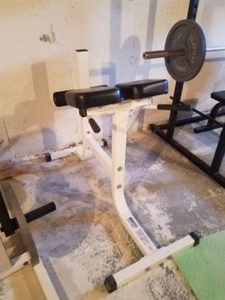 Parabody Roman Chair