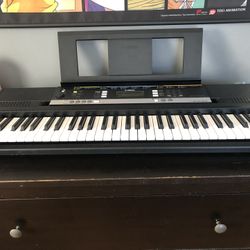 Yamaha PSR E243 Electronic Keyboard 