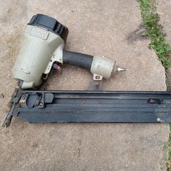 Porter Cable Pneumatic Nail Gun 40$ 