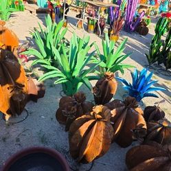 🌵🌹Southwest Style for Your Yard+POTTERY💐🍄