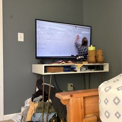 Samsung 4k and monitor for sale 