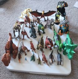 26 Dinosaurs..2 Make Noise ..7 Have Moving Parts ..26 Dinosars All Together 