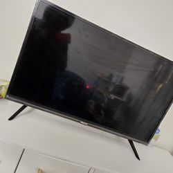 Hisense Tv 32in