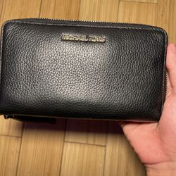 Black Micheal Kors Wallet