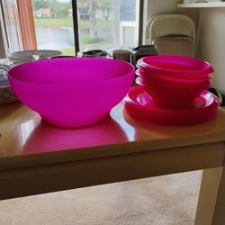 PINK PLASTIC SET