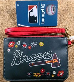 ATLANTA BRAVES LOUNGEFLY WRISTLET WALLET FLORAL EMBROIDERED MLB CFG(contact info removed)