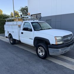 2003 Chevrolet Silverado 2500 Utility Truck