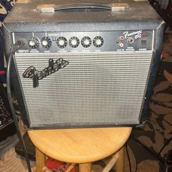 Fender Front Man 15 G Guitar Amp