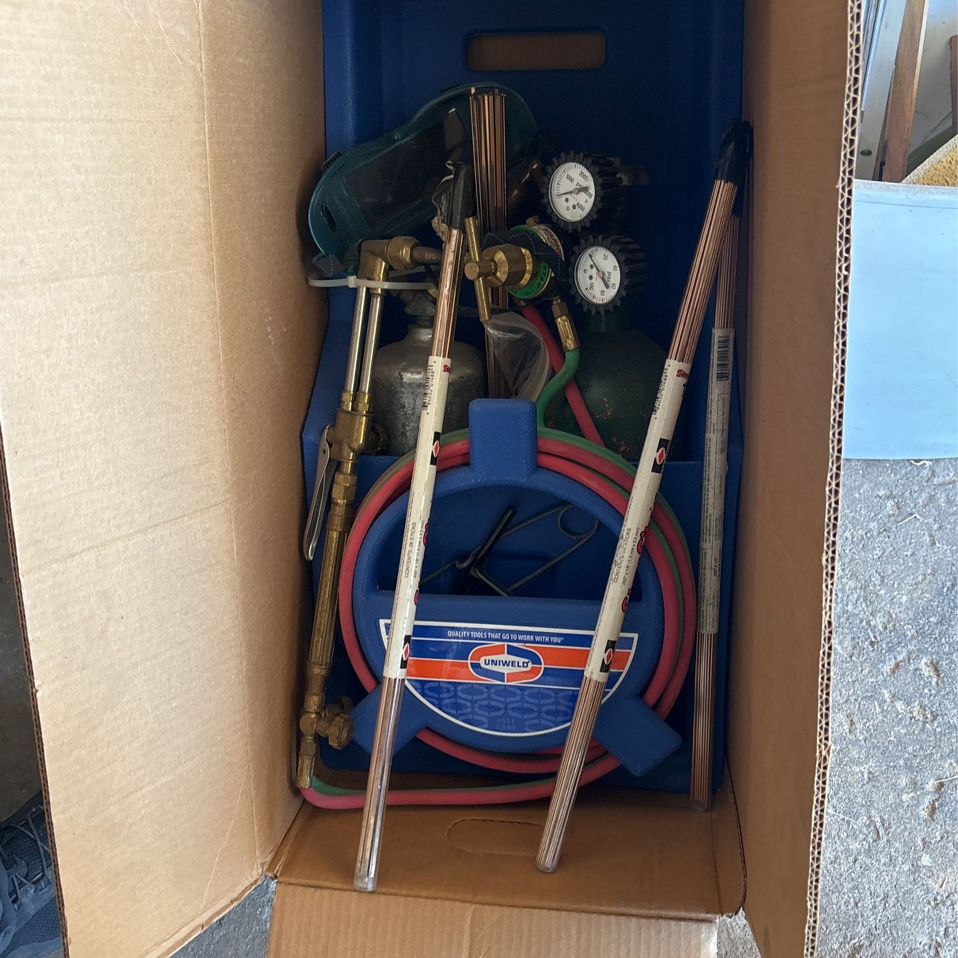 Uniweld Torch Welding And Cutting Kit for Sale in Lyons, IL - OfferUp
