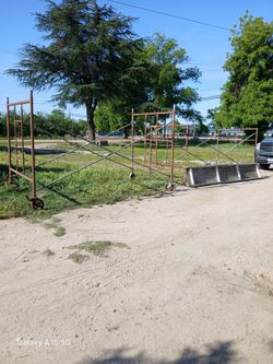 Painting scaffolding