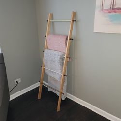 Blanket Ladder For Storage
