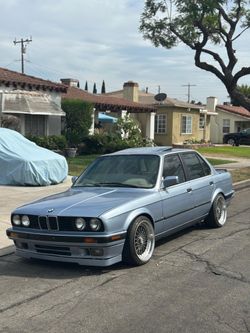 1990 BMW 325i