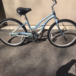 TREK  Cruiser Classic Bike, Women’s 