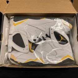 Jordan Retro Maize