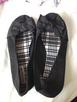 Girls American Eagle Slip On Black Flats Size 4