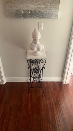 Lady Bust Statue with Metal Display Stand