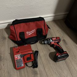 Milwaukee M18 Compact Brushless 1/2 Drill/Driver Kit