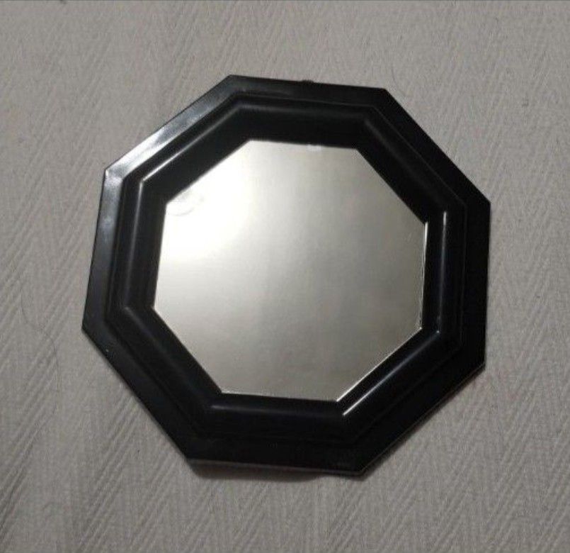 MCMLXXXVII ( 1987 ) BURWOOD PROD CO WALL MIRROR 6.7" - F1