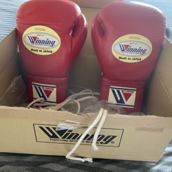 winnings gloves brand new