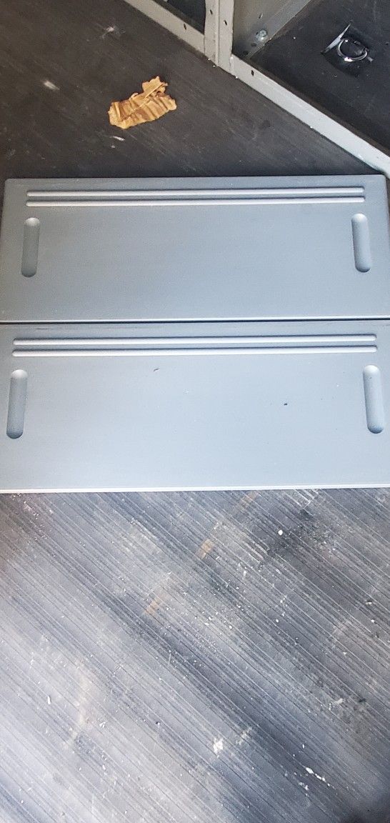 Follet Sliding Doors