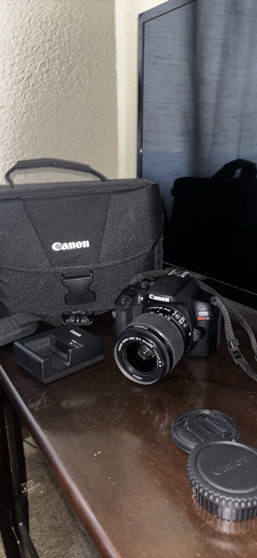 Canon T6