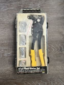 67 piece Hand Riveter Set Performance Tool W2017C