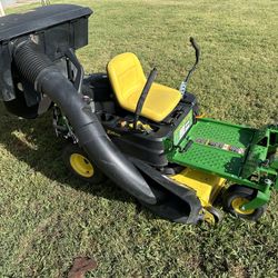 John Deere zero turn lawn Mower 