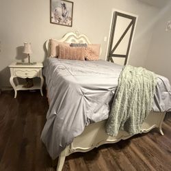 Princess Style~ Full Bed & Nightstand 