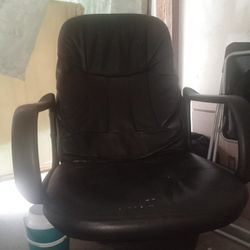 Office Chair($10.00)
