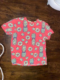 Pineapple shirt size M