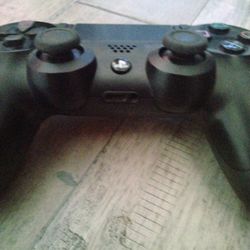 PS4 Controller 