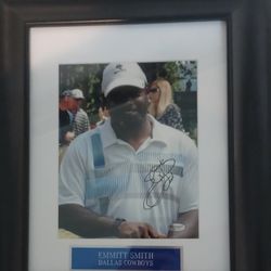 DALLAS COWBOYS EMMITT SMITH RARE AUTOGRAPHED 8 X 10 PHOTO FRAMED WITH COA 