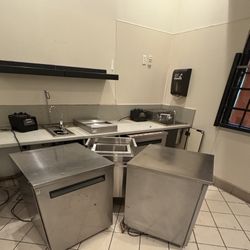 National Store Closing ! 5 Under The Counter Industrial Refrigerators