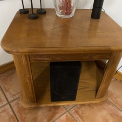 X1 Sofa Table. C1 End Table. Matching Oak Color