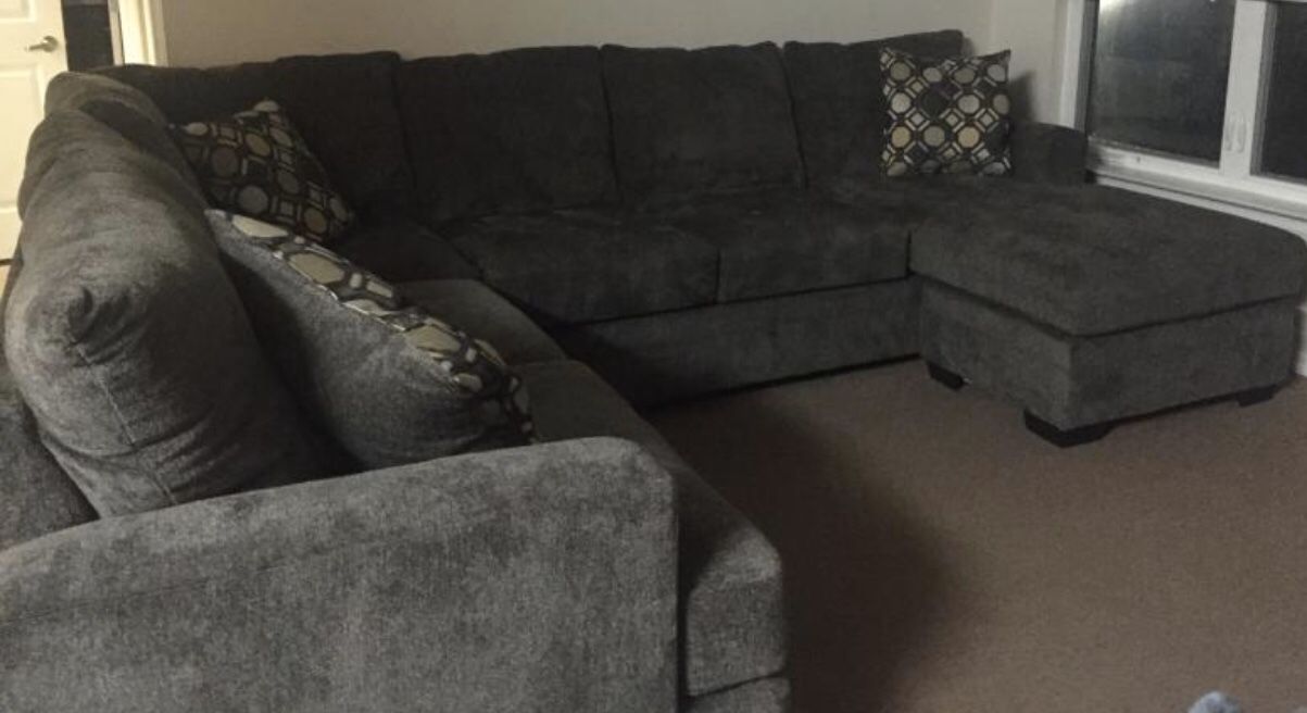 2 Piece Kimberly Living Room Sectional