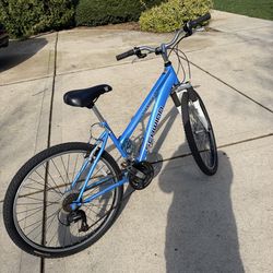 Women’s Schwinn Bike