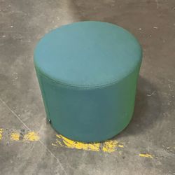 USED Pouf / Ottoman 