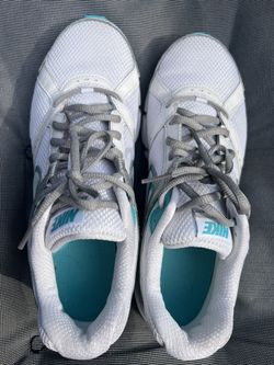 Women’s Size 10 Nike’s