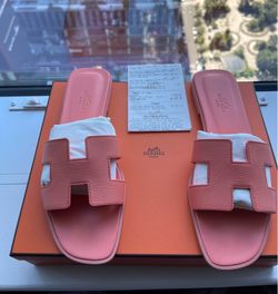 Hermes Women’s Oran Sandals size 38