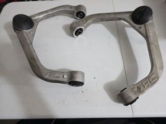 Rough Country UCA upper control arms for Ram 1500 4x4. 2-3" lift